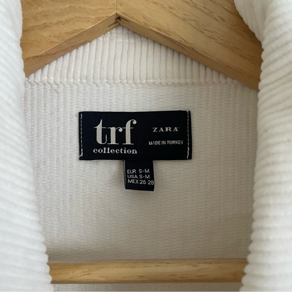 Zara White Cropped Corduroy Jacket with Wide Sleeves Trendy & Chic Size S/M - Picture 4 of 5